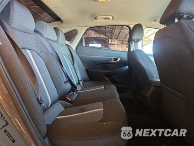 Zdjęcie 10 z 12 samochodu: 2020 HYUNDAI SONATA SEL VIN:5NPEL4JA9LH034165 - miniatura