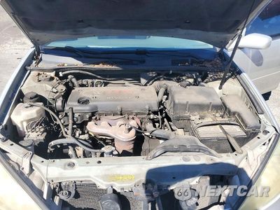 Zdjęcie 11 z 12 samochodu: 2004 TOYOTA CAMRY LE VIN:4T1BE32K24U266768 - miniatura