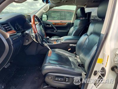 Zdjęcie 7 z 13 samochodu: 2020 LEXUS LX 570 VIN:JTJDY7AXXL4318152 - miniatura