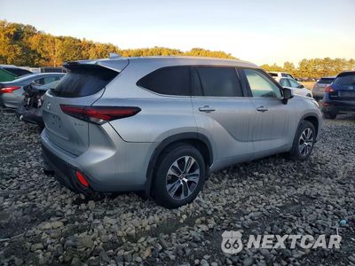 Trzecie zdjęcie samochodu z tyłu: 2025 TOYOTA HIGHLANDER HYBRID XLE VIN:5TDKBRCH6SS661881 - miniatura