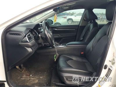 Zdjęcie 7 z 12 samochodu: 2018 TOYOTA CAMRY SE VIN:4T1B11HK3JU065173 - miniatura