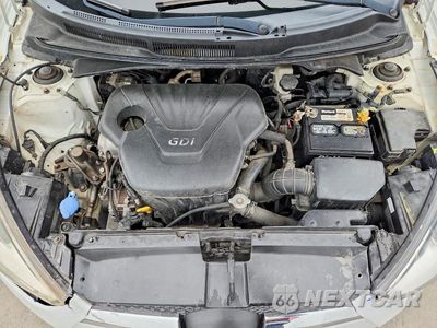 Zdjęcie 11 z 12 samochodu: 2013 HYUNDAI VELOSTER RE MIX VIN:KMHTC6AD2DU141008 - miniatura