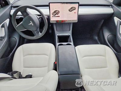 Zdjęcie 8 z 13 samochodu: 2021 TESLA MODEL Y VIN:5YJYGDEE6MF186841 - miniatura