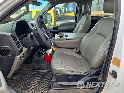 Zdjęcie 7 z 12 samochodu: 2019 FORD F550 SUPER DUTY VIN:1FDUF5HT4KDA13482 - miniatura