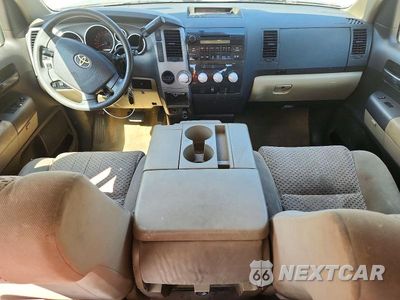 Zdjęcie 8 z 13 samochodu: 2010 TOYOTA TUNDRA DOUBLE CAB SR5 VIN:5TFRY5F15AX091997 - miniatura