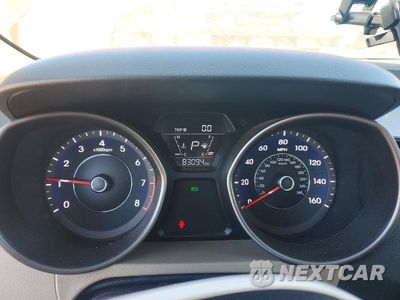Zdjęcie 9 z 12 samochodu: 2016 HYUNDAI ELANTRA SE VIN:5NPDH4AE4GH796213 - miniatura