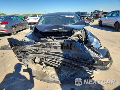 Piąte zdjęcie samochodu w środku: 2019 TESLA MODEL 3 VIN:5YJ3E1EA7KF395501 - miniatura