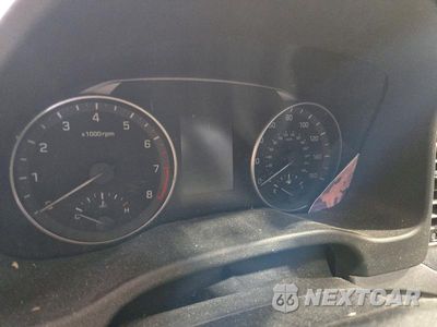 Zdjęcie 9 z 12 samochodu: 2017 HYUNDAI ELANTRA SE VIN:KMHD74LF1HU088805 - miniatura