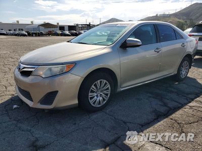 2014 TOYOTA CAMRY LE 4T4BF1FK4ER410016 - główne zdjęcie licytacji z USA - miniatura