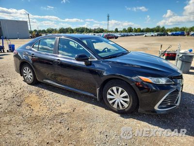 Czwarte zdjęcie samochodu z boku: 2022 TOYOTA CAMRY LE VIN:4T1C31AK9NU582394 - miniatura