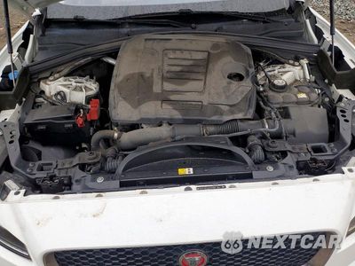 Zdjęcie 12 z 13 samochodu: 2018 JAGUAR F-PACE PREMIUM VIN:SADCJ2FX0JA325984 - miniatura