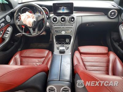 Zdjęcie 8 z 12 samochodu: 2016 MERCEDES-BENZ C 300 4MATIC VIN:55SWF4KB2GU155626 - miniatura