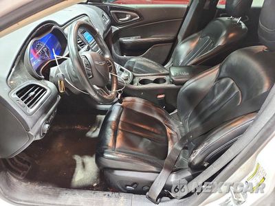Zdjęcie 7 z 12 samochodu: 2015 CHRYSLER 200 C VIN:1C3CCCCB6FN544537 - miniatura