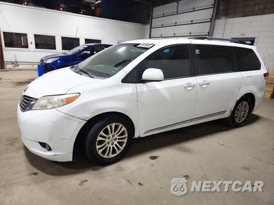 2013 TOYOTA SIENNA XLE 8-PASSENGER 5TDYK3DCXDS387484 - główne zdjęcie licytacji z USA - miniatura