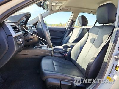 Zdjęcie 7 z 12 samochodu: 2014 BMW 320 I VIN:WBA3B1C55EK133026 - miniatura