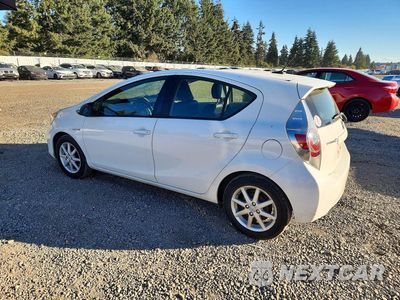 Drugie zdjęcie samochodu z przodu: 2012 TOYOTA PRIUS C FOUR VIN:JTDKDTB39C1512697 - miniatura