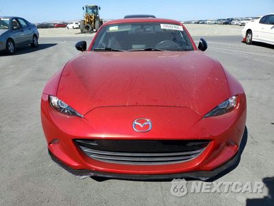 Piąte zdjęcie samochodu w środku: 2017 MAZDA MX-5 MIATA CLUB VIN:JM1NDAL75H0101202 - miniatura