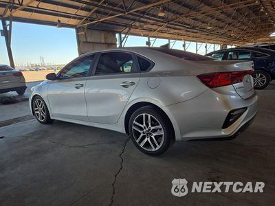 Drugie zdjęcie samochodu z przodu: 2019 KIA FORTE S VIN:3KPF34AD9KE134624 - miniatura