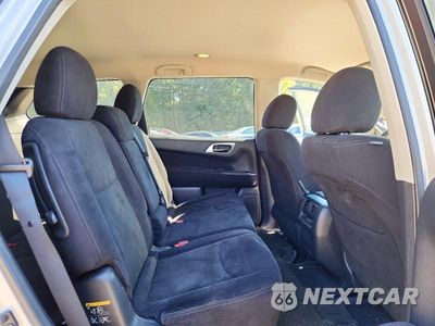 Zdjęcie 11 z 13 samochodu: 2015 NISSAN PATHFINDER SV VIN:5N1AR2MNXFC608686 - miniatura