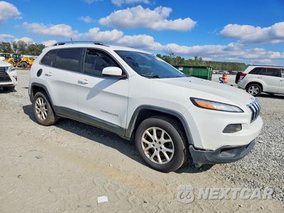 Czwarte zdjęcie samochodu z boku: 2018 JEEP CHEROKEE LATITUDE VIN:1C4PJMCB4JD610106 - miniatura