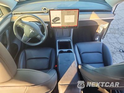 Zdjęcie 8 z 13 samochodu: 2023 TESLA MODEL Y VIN:7SAYGDEE6PF978723 - miniatura