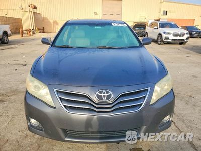 Piąte zdjęcie samochodu w środku: 2011 TOYOTA CAMRY XLE V6 VIN:4T1BK3EK4BU123483 - miniatura