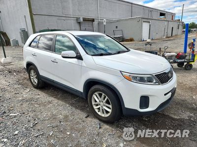 Czwarte zdjęcie samochodu z boku: 2015 KIA SORENTO LX VIN:5XYKT3A62FG646602 - miniatura