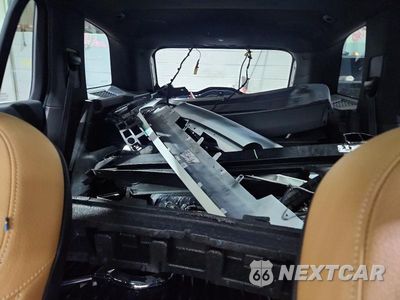 Zdjęcie 10 z 13 samochodu: 2018 VOLVO XC90 T5 VIN:YV4102XK6J1190323 - miniatura