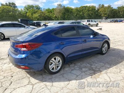 Trzecie zdjęcie samochodu z tyłu: 2020 HYUNDAI ELANTRA SEL VIN:5NPD84LF9LH594886 - miniatura