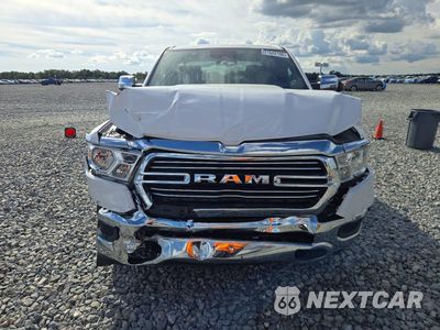 Piąte zdjęcie samochodu w środku: 2024 RAM 1500 LARAMIE VIN:1C6SRFJT9RN224286 - miniatura