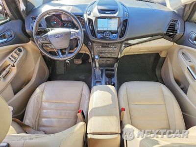 Zdjęcie 8 z 12 samochodu: 2017 FORD ESCAPE TITANIUM VIN:1FMCU9JD2HUC26323 - miniatura
