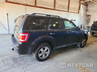 Trzecie zdjęcie samochodu z tyłu: 2010 FORD ESCAPE XLT VIN:1FMCU9D74AKB64348 - miniatura