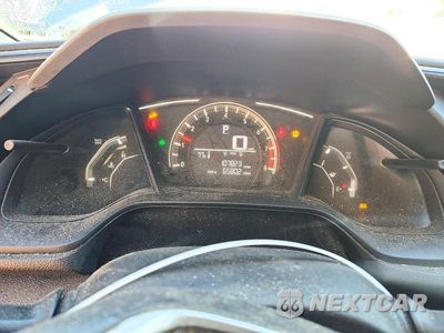 Zdjęcie 9 z 12 samochodu: 2018 HONDA CIVIC LX VIN:2HGFC2F50JH562415 - miniatura