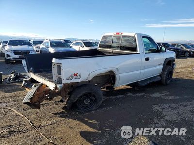Trzecie zdjęcie samochodu z tyłu: 2005 CHEVROLET SILVERADO K2500 HEAVY DUTY VIN:1GCHK24U15E334912 - miniatura