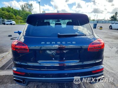 Zdjęcie 6 z 13 samochodu: 2016 PORSCHE CAYENNE VIN:WP1AA2A26GKA10641 - miniatura