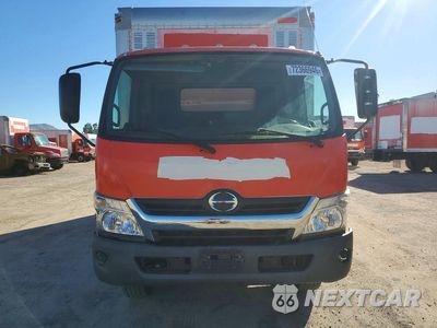 Piąte zdjęcie samochodu w środku: 2017 HINO 195 BOX TRUCK VIN:JHHSDM2HXHK005551 - miniatura