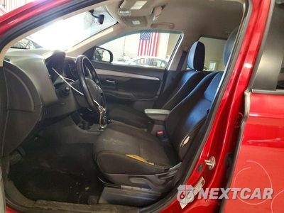 Zdjęcie 7 z 14 samochodu: 2016 MITSUBISHI OUTLANDER SE VIN:JA4AZ3A38GZ039813 - miniatura