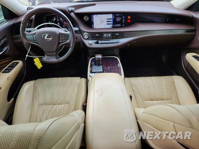 Zdjęcie 8 z 12 samochodu: 2018 LEXUS LS 500 BASE VIN:JTHB51FFXJ5000506 - miniatura