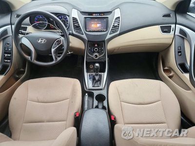 Zdjęcie 8 z 12 samochodu: 2016 HYUNDAI ELANTRA SE VIN:KMHDH4AE0GU573782 - miniatura