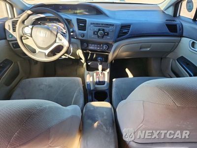 Zdjęcie 8 z 12 samochodu: 2012 HONDA CIVIC LX VIN:19XFB2F58CE090027 - miniatura