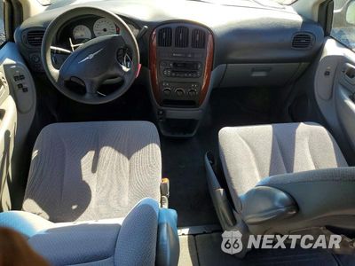 Zdjęcie 8 z 13 samochodu: 2007 CHRYSLER TOWN & COUNTRY LX VIN:2A4GP44R27R215934 - miniatura
