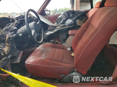 Zdjęcie 7 z 13 samochodu: 1986 FORD MUSTANG LX VIN:1FABP27M1GF201931 - miniatura