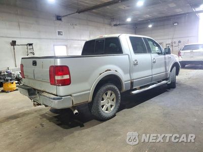 Trzecie zdjęcie samochodu z tyłu: 2006 LINCOLN MARK LT VIN:5LTPW18536FJ13446 - miniatura