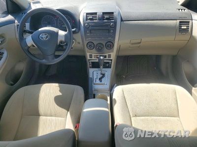 Zdjęcie 8 z 12 samochodu: 2011 TOYOTA COROLLA LE VIN:2T1BU4EE7BC699984 - miniatura