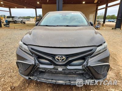 Piąte zdjęcie samochodu w środku: 2022 TOYOTA CAMRY SE VIN:4T1G11AK1NU629361 - miniatura