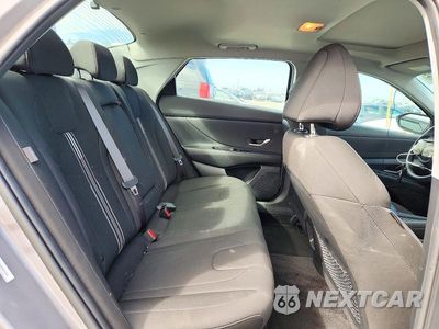 Zdjęcie 10 z 13 samochodu: 2025 HYUNDAI ELANTRA SEL VIN:KMHLS4DG0SU878010 - miniatura