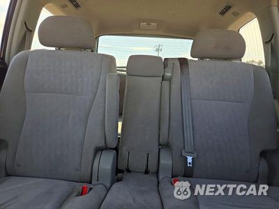 Zdjęcie 10 z 13 samochodu: 2013 TOYOTA HIGHLANDER BASE VIN:5TDZA3EHXDS040965 - miniatura