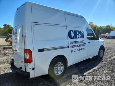 Trzecie zdjęcie samochodu z tyłu: 2018 NISSAN NV 2500 HD SV VIN:1N6BF0LYXJN808060 - miniatura
