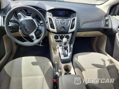 Zdjęcie 8 z 12 samochodu: 2014 FORD FOCUS SE VIN:1FADP3K25EL117436 - miniatura