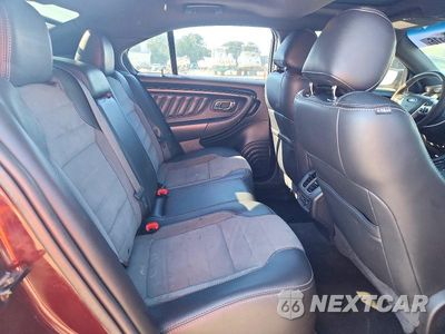 Zdjęcie 10 z 12 samochodu: 2018 FORD TAURUS SHO VIN:1FAHP2KT0JG132370 - miniatura